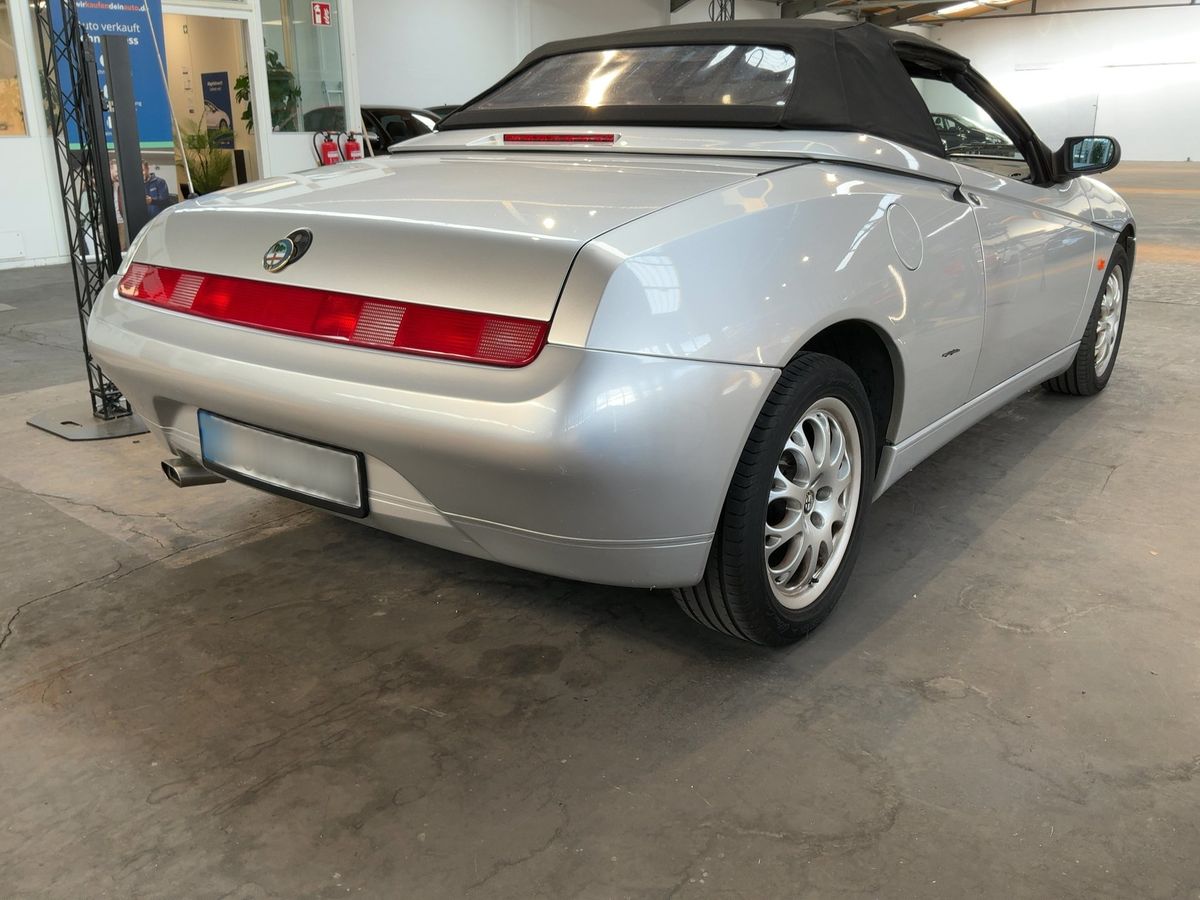 Alfa Romeo Alfa Spider 1.8 T.Spark
