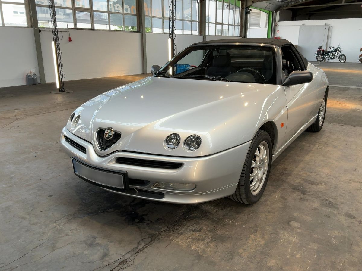 Alfa Romeo Alfa Spider 1.8 T.Spark